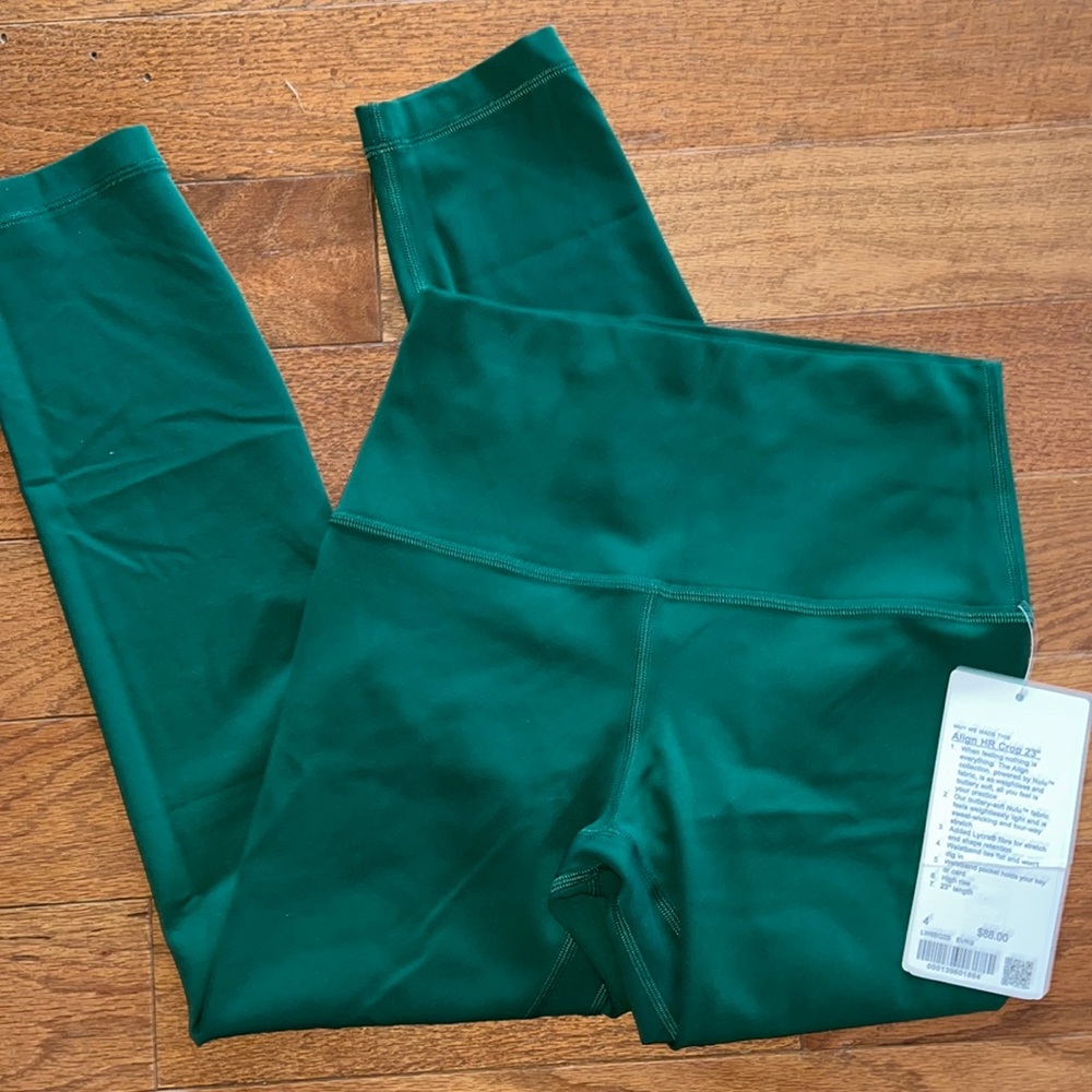 NWT! Lululemon Evergreen Align HR Crop 23”